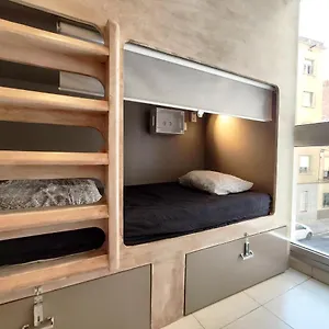Хостел Onefam Sants